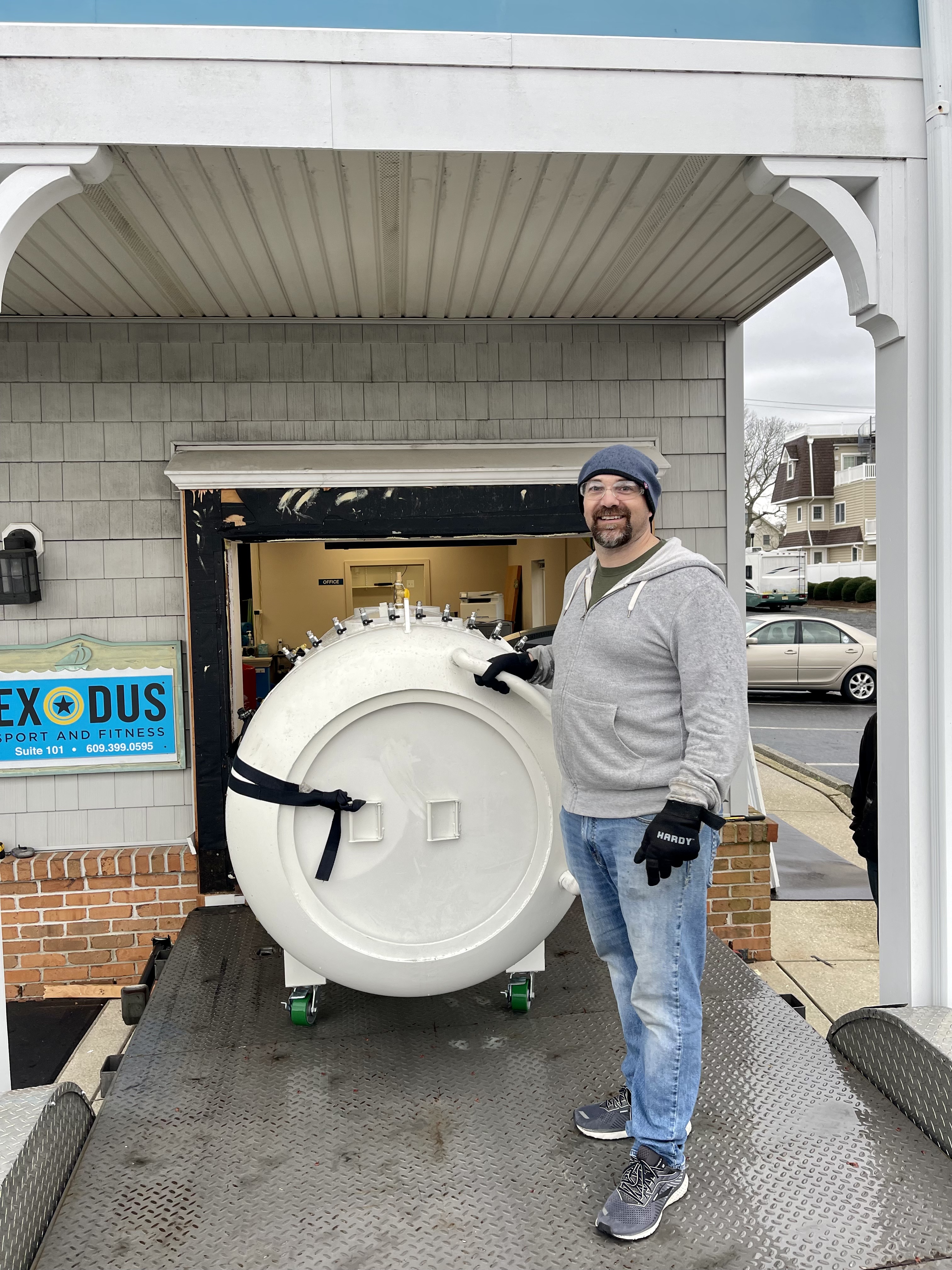 Hyperbaric chamber being delivered to Somers Point